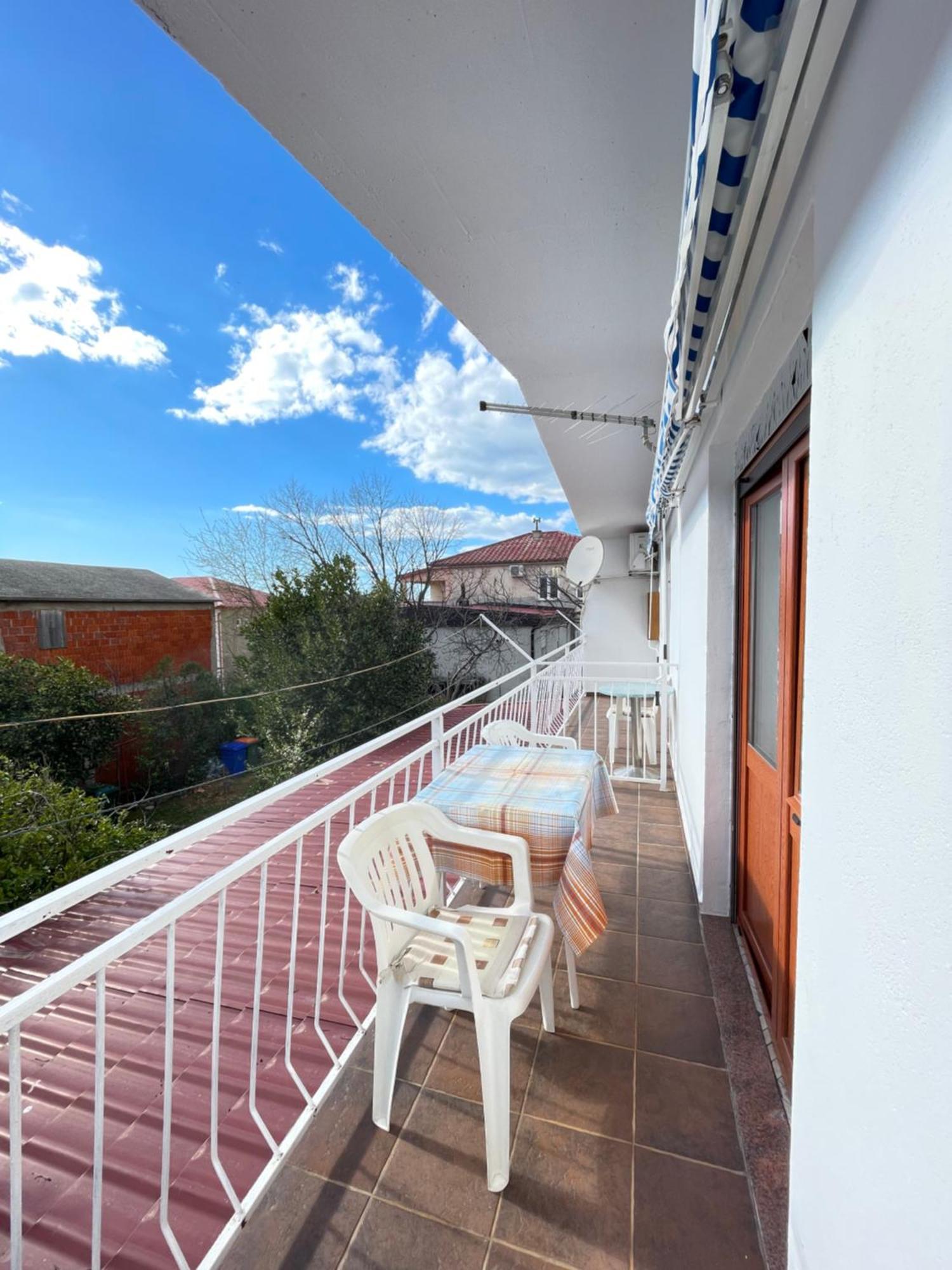 Apartmani Ivanka Starigrad Paklenica Exterior foto