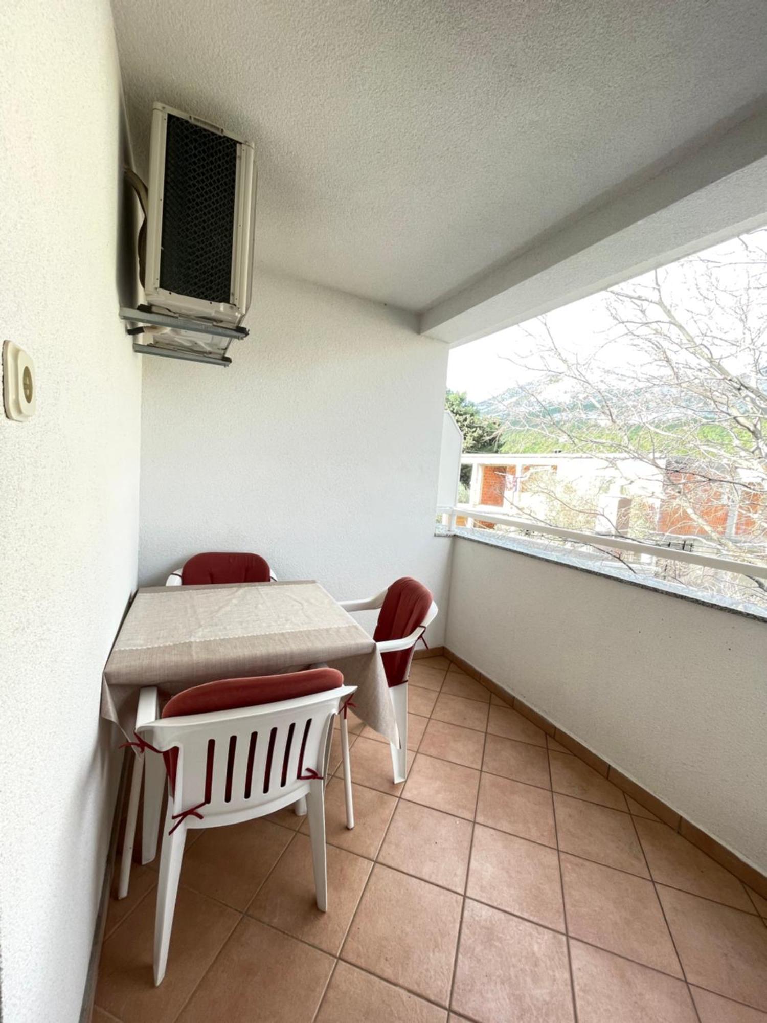 Apartmani Ivanka Starigrad Paklenica Exterior foto
