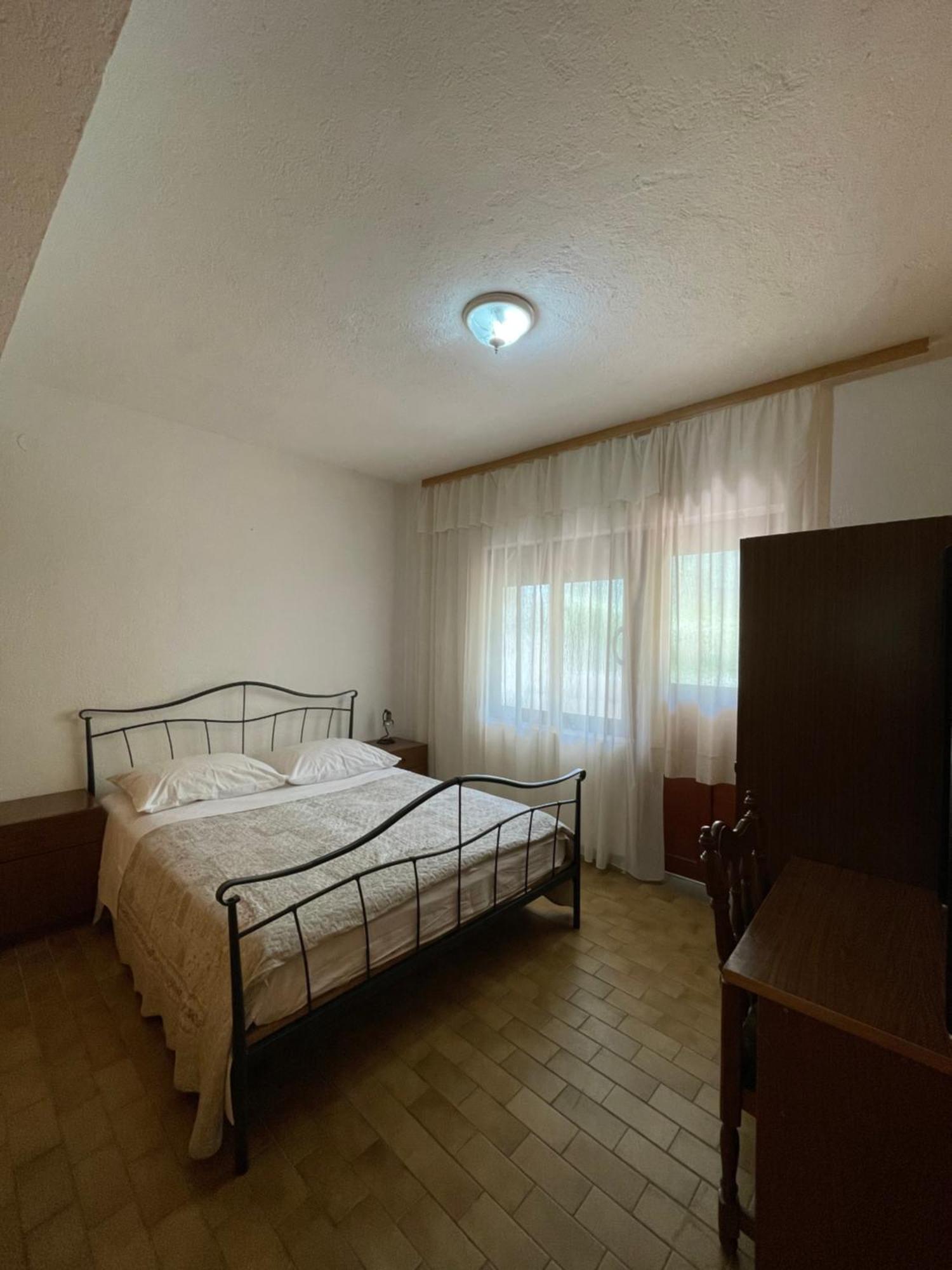Apartmani Ivanka Starigrad Paklenica Exterior foto