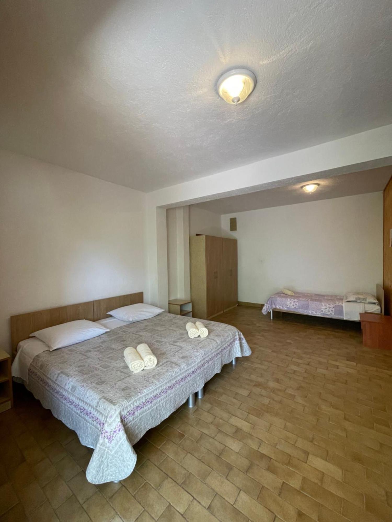Apartmani Ivanka Starigrad Paklenica Exterior foto